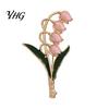Alloy Flower Brooch Pin for Women, Golden Plated Floral Lapel Badge Pin, Retro Blossom Jewelry Daily Wear Parties Vintage Botanical