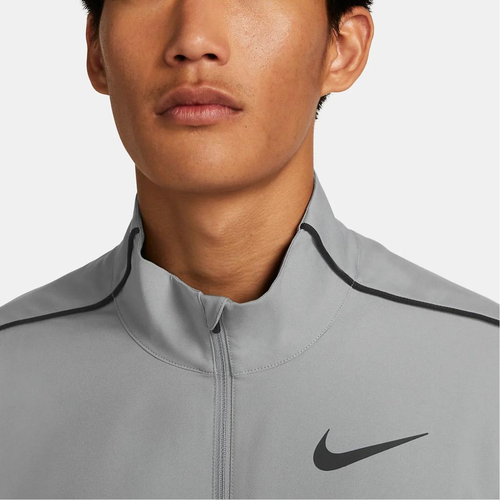 Nike Dri-FIT Однотонная куртка с воротником на молнии Мужские куртки Темно-серые DM6620-073