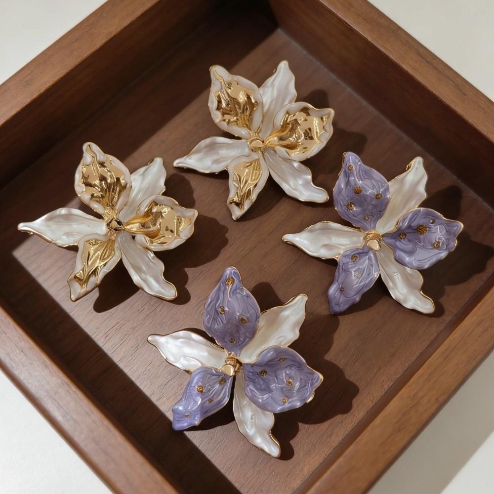 1 pair Luxury Enamel Iris Earrings Zinc Zinc Alloy Metal Flower Ear Studs Golden and Silver Earrings Banquet