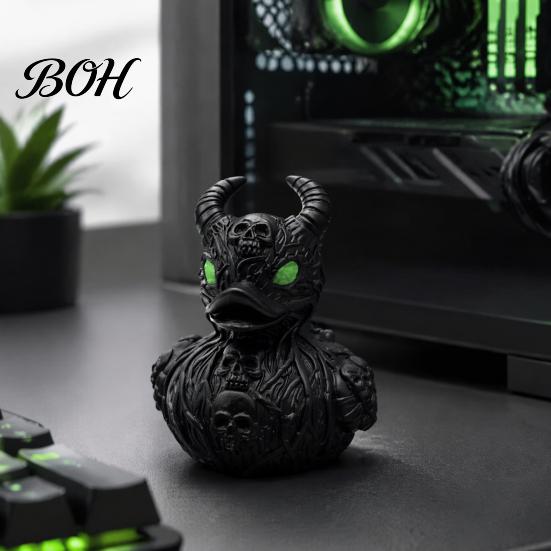 Durable Resin Sculpture Gothic Devil Skull Duck Ornament, Matte Black Figurine, Stylish Gifts for Goth Lovers Horror Green Eyes Decor Ornament