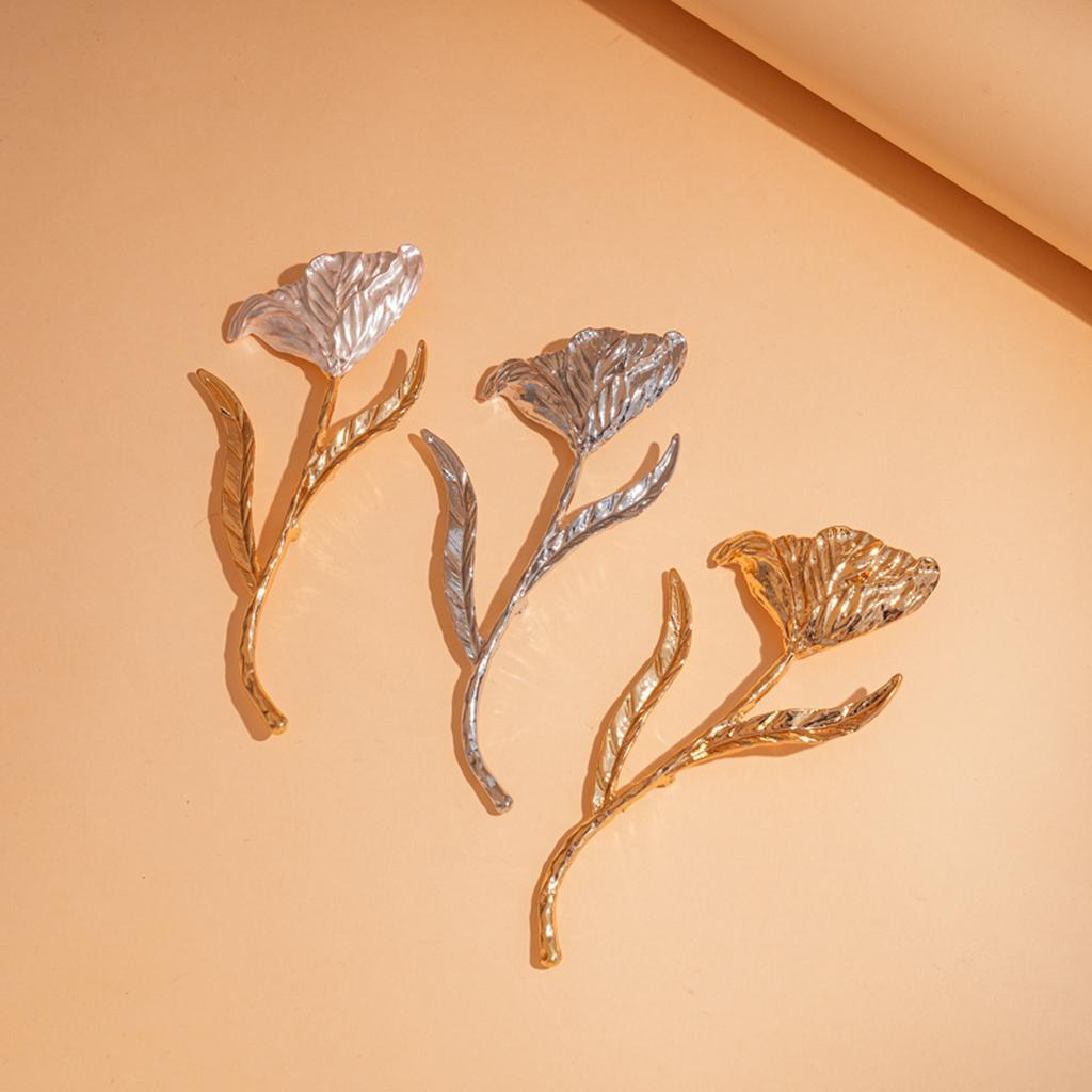 Metallic Rose Flower Brooch Women Exaggerated Folded Leaf Retro High Sense Brooch Daily Wear Party Jewelry Accessories