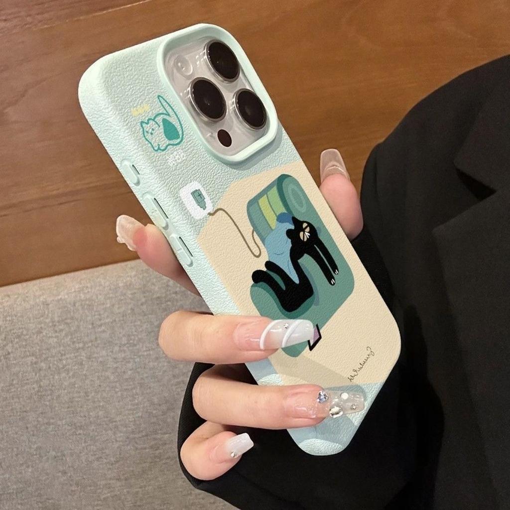 Little Black Cat Suitable for IPhone16promax Apple 15 Mobile Phone Case Cute 14/13/12 Creative Personality