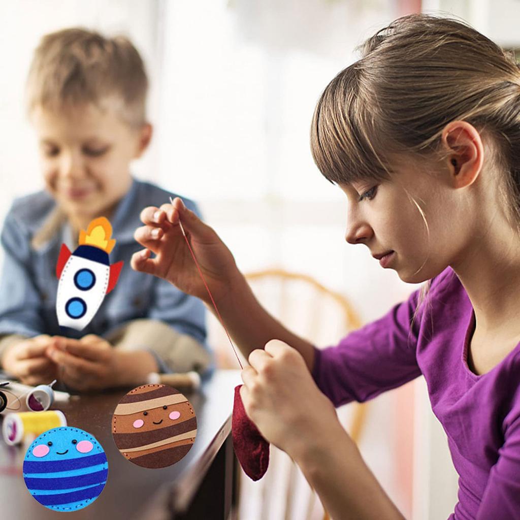 11 шт. Игрушки из швейного фетра для развития мелкой моторики DIY Швейная система Космос Набор для рукоделия Раннее образование Солнечная система Швейный набор Сенсорный