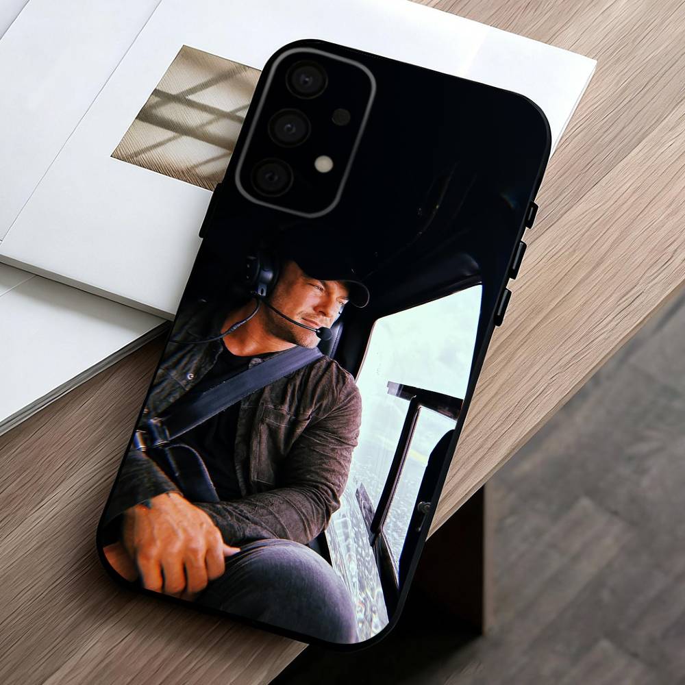 Alan Ritchson Actor Phone Case For Samsung Galaxy A73,A72,A71,A70,A53,A52,A51,Soft Silicone Black Cover
