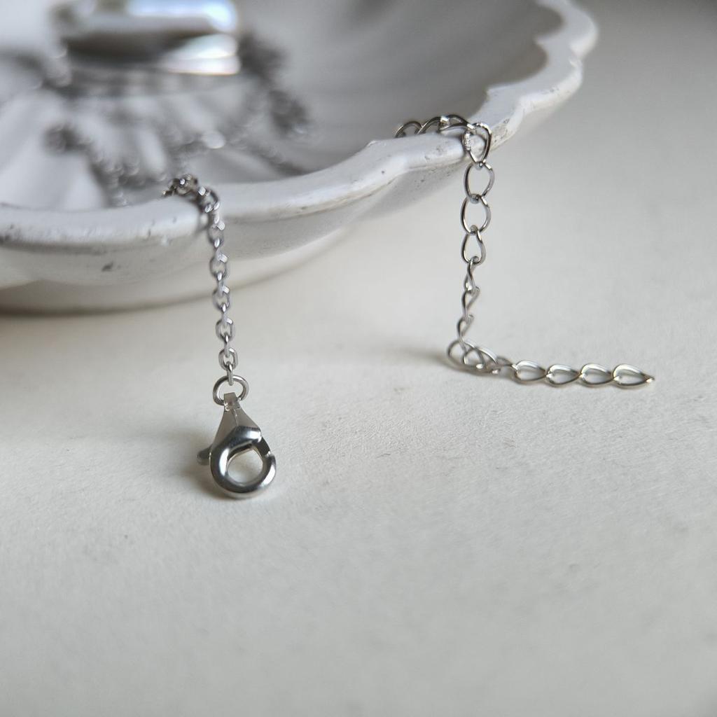 Серебряное колье с натуральным жемчугом барочным, вес изделия 14,26 гр (2185314)