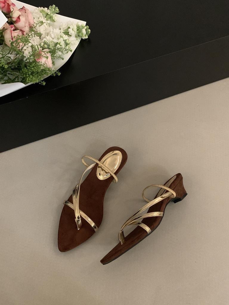 Французские сандалии на толстом каблуке с ремешком, туфельки феи, новинка лета 2025 года, с юбкой, серебристые римские туфли с открытым носком