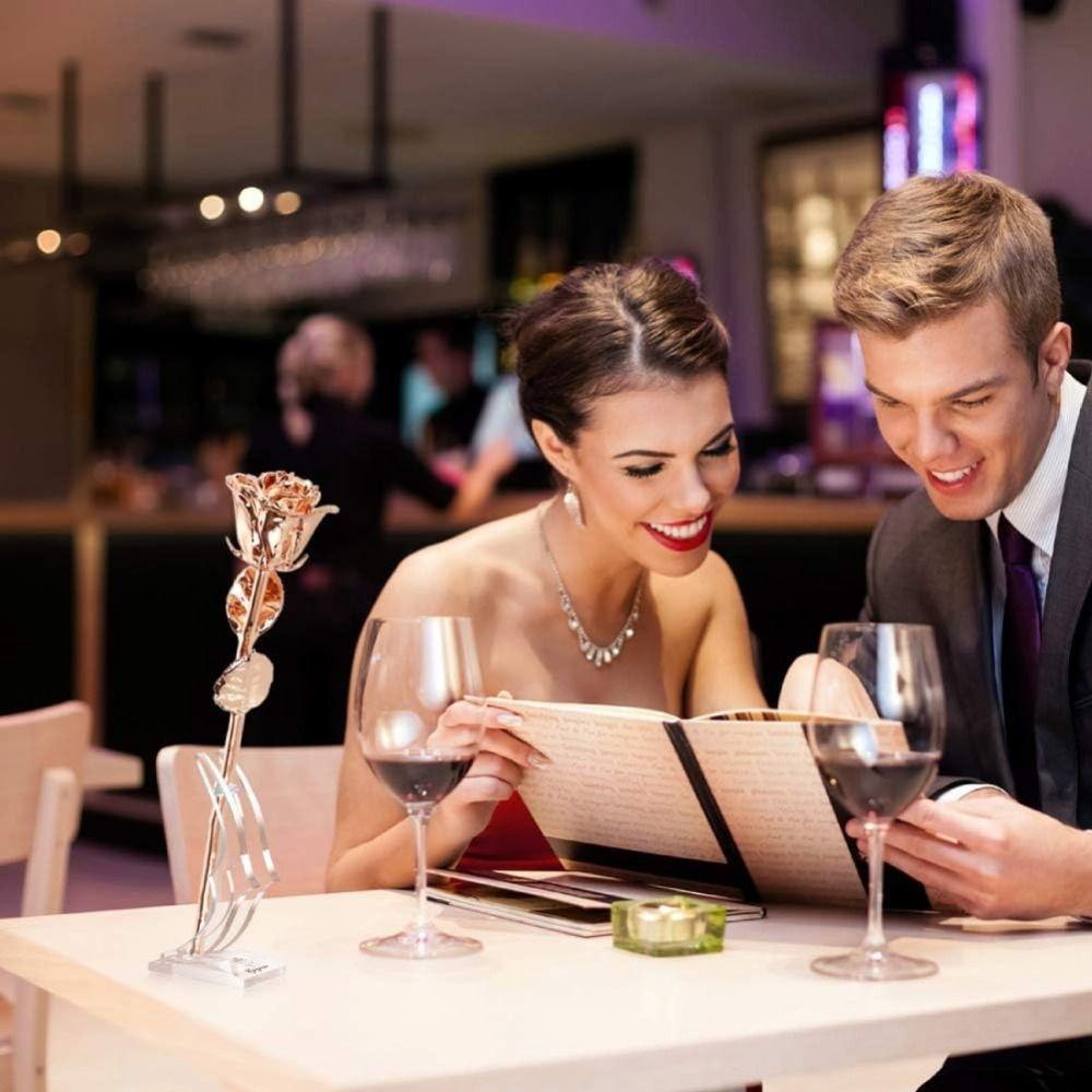 Прозрачное основание Искусственная роза Кронштейн Плоское дно Позолоченная роза Цветочная полка Длинный стебель