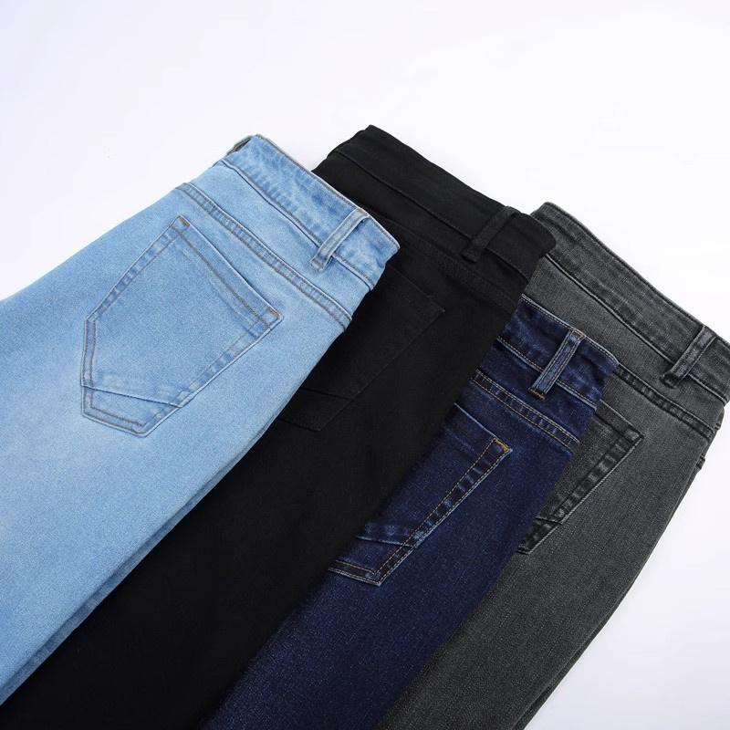 Men's Flared Jeans Boot Cut Leg Flared Male Designer Classic Denim Jeans Men's Mid Rise Stretch Loose Jeans