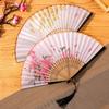 Шелковый Тканевый Танцевальный Ручной Веер Бамбуковая Ручка Реквизит Веер в Китайском Стиле Складной Веер Домашнее Украшение