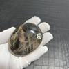 Высококачественный натуральный черный лунный камень, камень для ладони, галтовка, кристальная терапия, Рейки