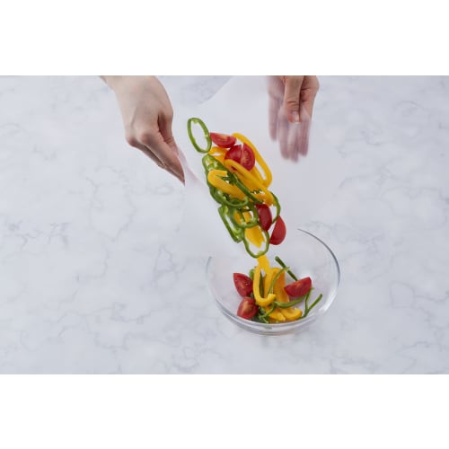 R(R) Freely Cuttable Cutting Board Sheet (Prevents Bacteria, Color Transfer, and Odor Transfer) with Clean Cutting Cutter (30 X 800cm / 8m) Disposable
