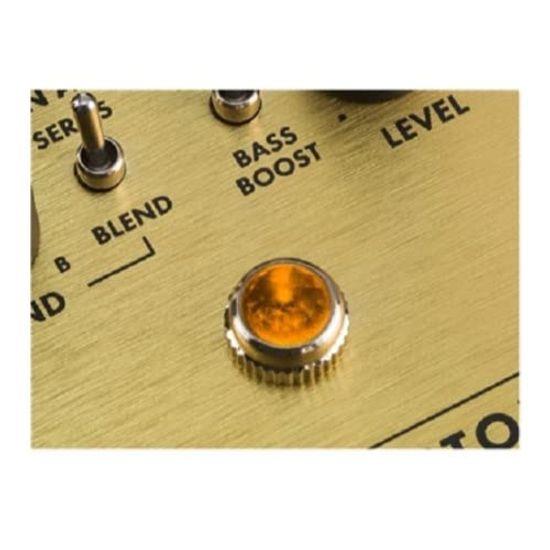 Fender Педаль искажения Effector Pugilist не (батареи включены)