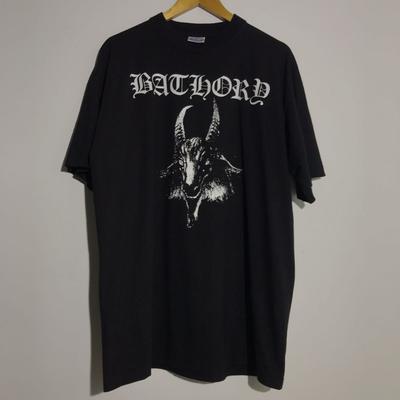 Винтажная черная футболка группы Bathory 2001 года Подарок Фанатам Музыки Все Размеры Унисекс Футболка