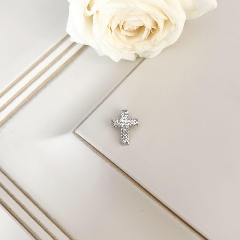 Серебряный крестик с фианитами (2142911)