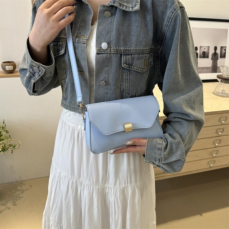 Однотонная женская сумка, новый стиль, популярная текстура, простой дизайн, модная маленькая сумка в стиле аромата, сумка через плечо под мышкой