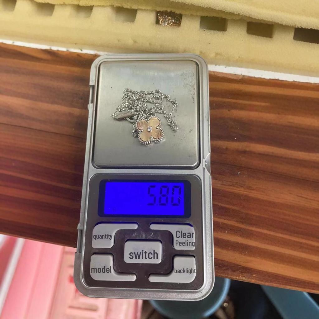 "925 Sterling Silver Four-Leaf Clover Christmas Necklace - Temperament Clavicle Chain"