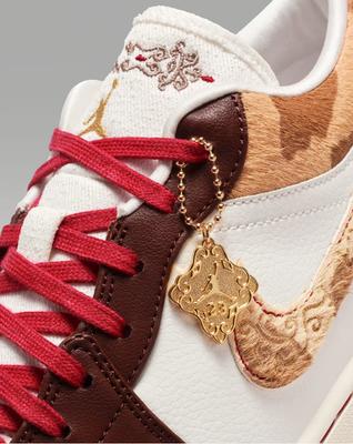 Air Jordan 1 Low SE CNY "Год Лошади" IQ5321-121