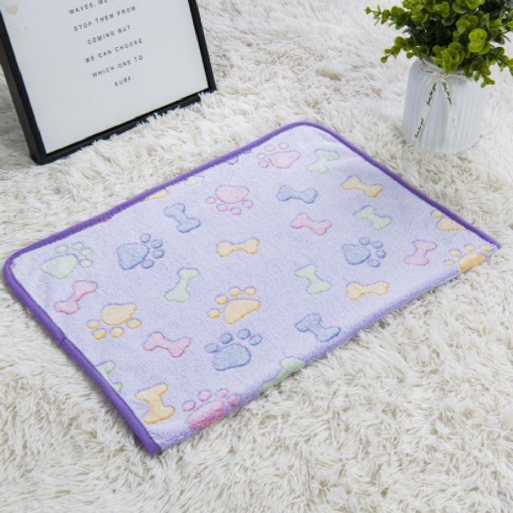 Fluffy Soft Warm Bone Pattern Dogs Plush Pet Blanket Winter Quilt Fleece Blanket Flannel Blanket