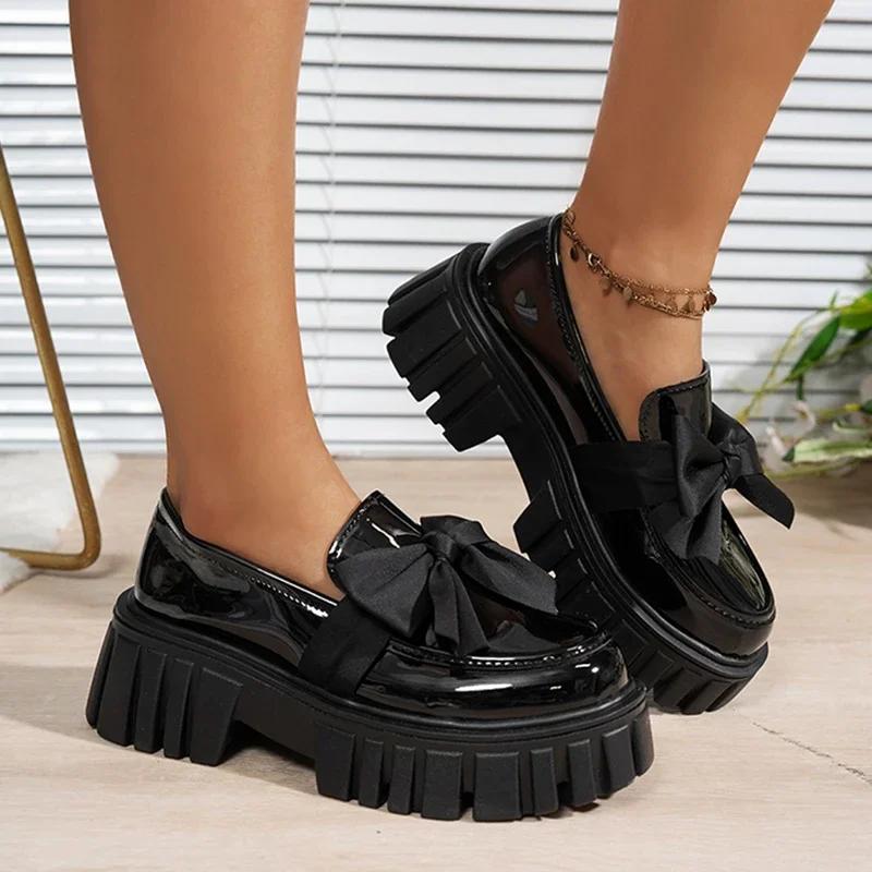 Мода Колледж Стиль Черный Япония Школьная Форма Обувь Женская Большая Бабочка Массивные Туфли на Платформе Женские Толстая Подошва Патентная Кожа Лоферы