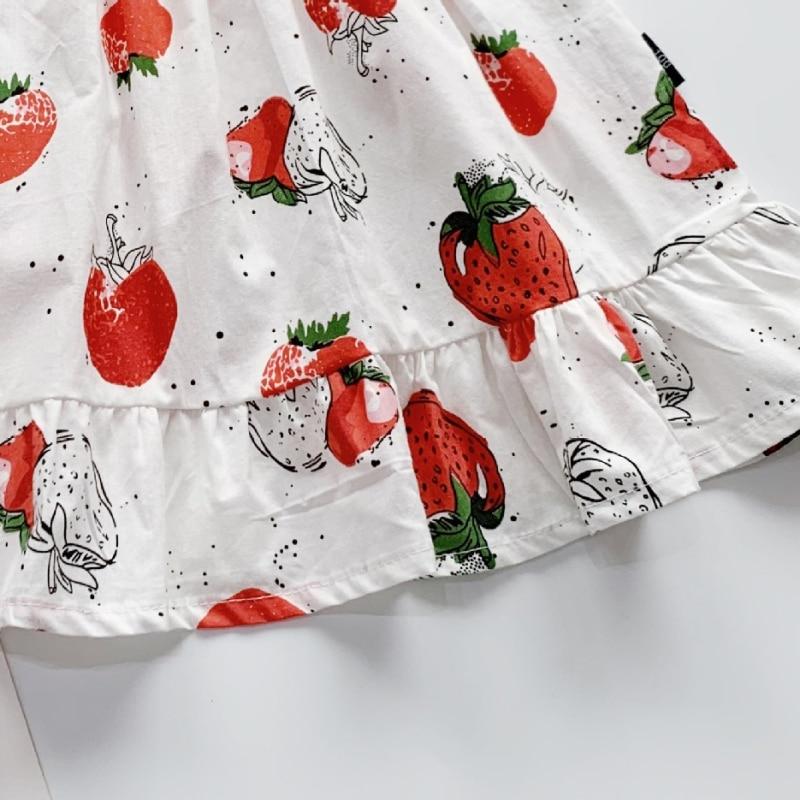 Клубничное сладкое платье с пышными рукавами и бантом для девочек