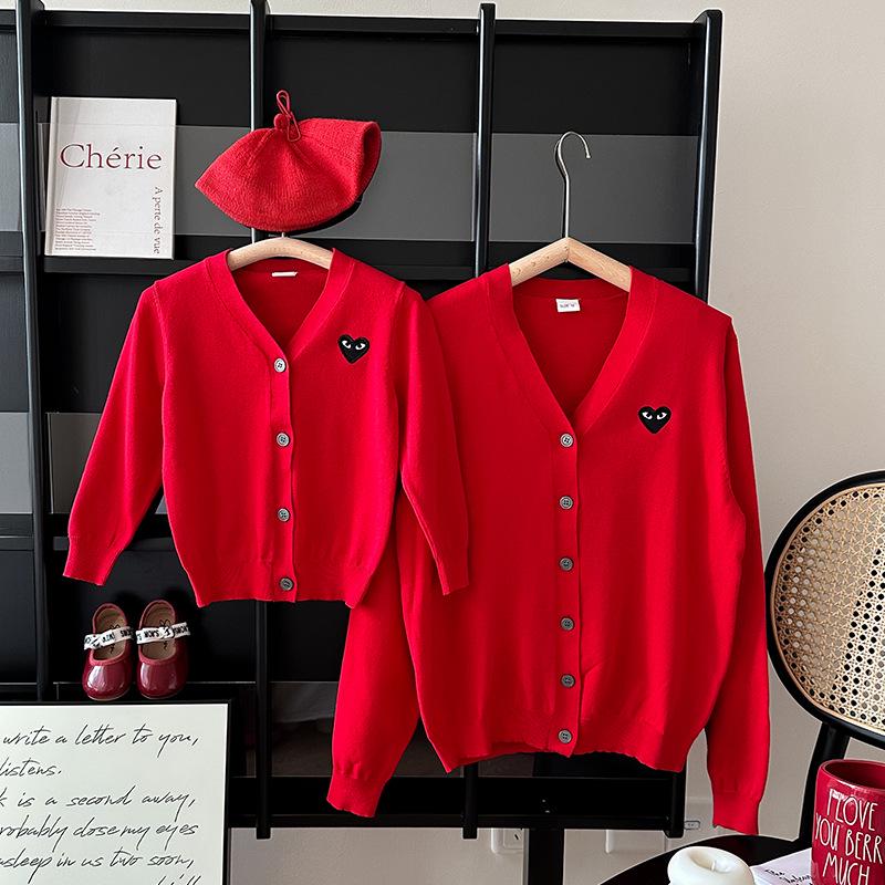 Семейный свитер в корейском стиле: Модный вязаный кардиган Осень 2025 для всех возрастов