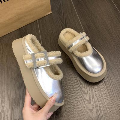 Теплая нескользящая обувь с толстой подошвой и закрытым носком, женские зимние модные универсальные полутапочки с ремешком и пряжкой в стиле ретро, 2025