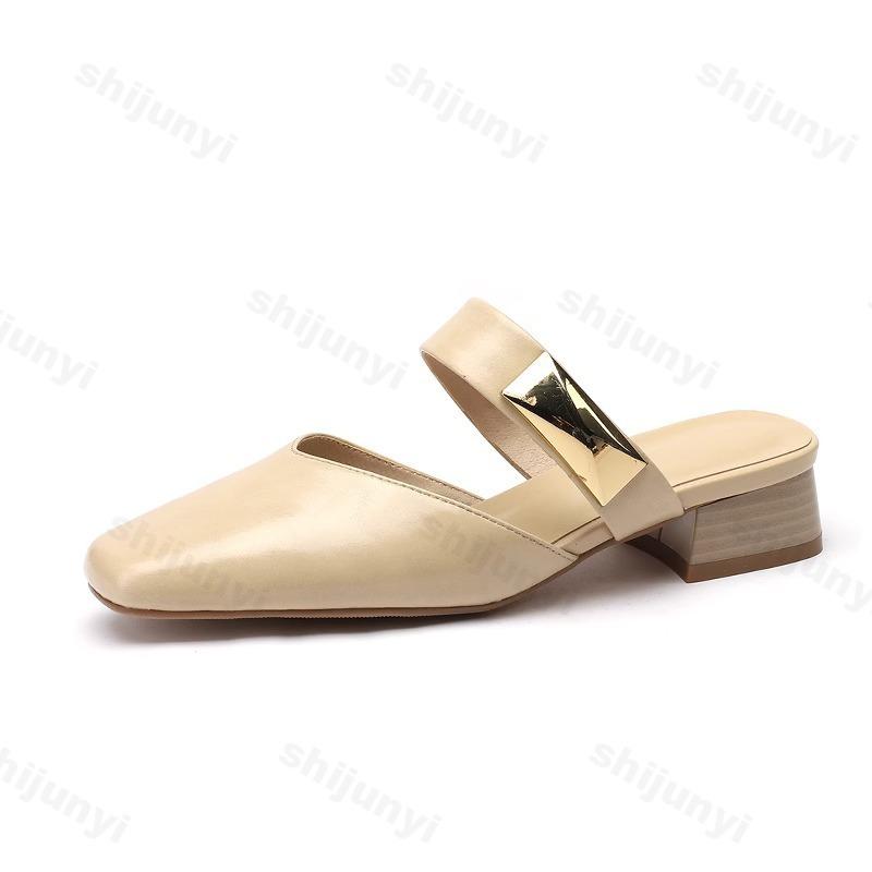 Мода 2025 Полушлепанцы с квадратным носком для женщин Летние Уличные Пляжные Элегантные Модные Сандалии с одной лямкой, подчеркивающие темперамент и обеспечивающие комфорт