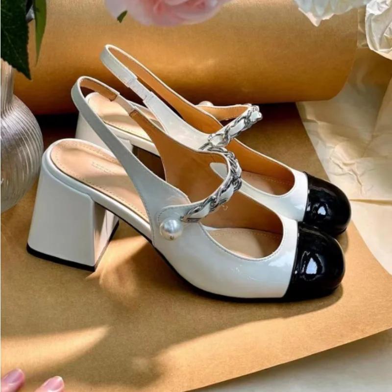 2024 2024 Винтажные туфли на высоком каблуке Женские весенние туфли на каблуке из кожи в стиле пэчворк Сандалии Летние туфли Мэри Джейн с металлической цепочкой