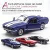 1:32 Литой металлический классический Ford Mustang GT 1967 GT500 Винтажная модель Классическая игрушечная машинка с инерционным механизмом Миниатюрная копия транспортного средства Подарок для ребенка