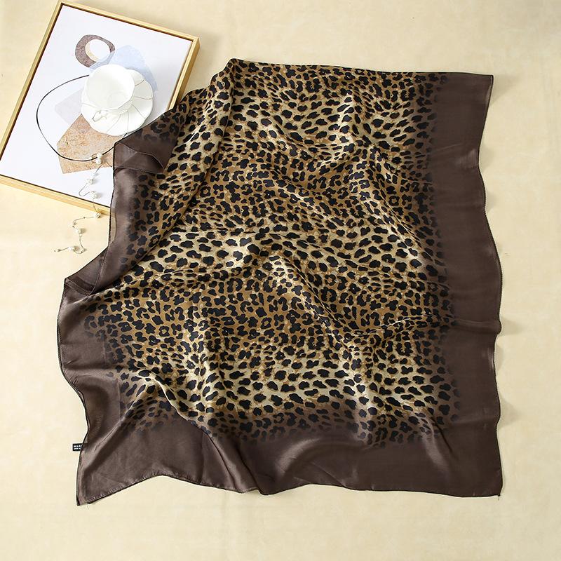 Elegant Leopard Print Scarf for Women - Large, Versatile & Warm | Perfect for Office, Travel & Beach | Windproof & Sun-Protective