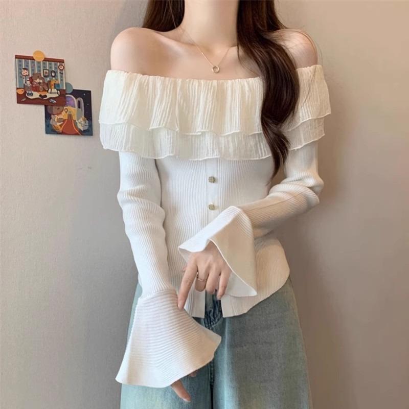 Lotus Leaf Edge One-word Shoulder Horn Sleeve Black T-shirt Women's Early Autumn Temperament Thin Design Short Top