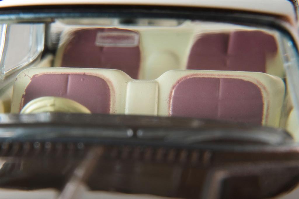 TOMYTEC Tomica Limited Vintage Mitsubishi Debonair Коричневый Модель 1964 года 1/64 LV-42c (Законченный)