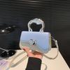 Сумка женская новая нишевый дизайн характерная модная контрастная сумка-тоут трендовая изысканная на плечо мессенджер