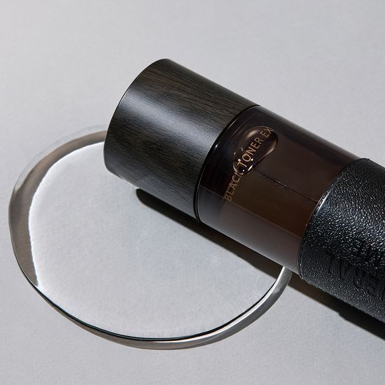 The Saem Минеральный тоник/эмульсия для мужчин Black Toner/Emulsion Выберите 1