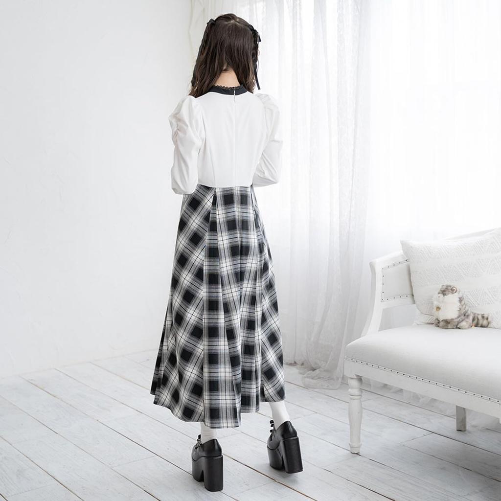 Yume Tembo Women's Open-Décolleté Classical Dress (534029) In Check and Black