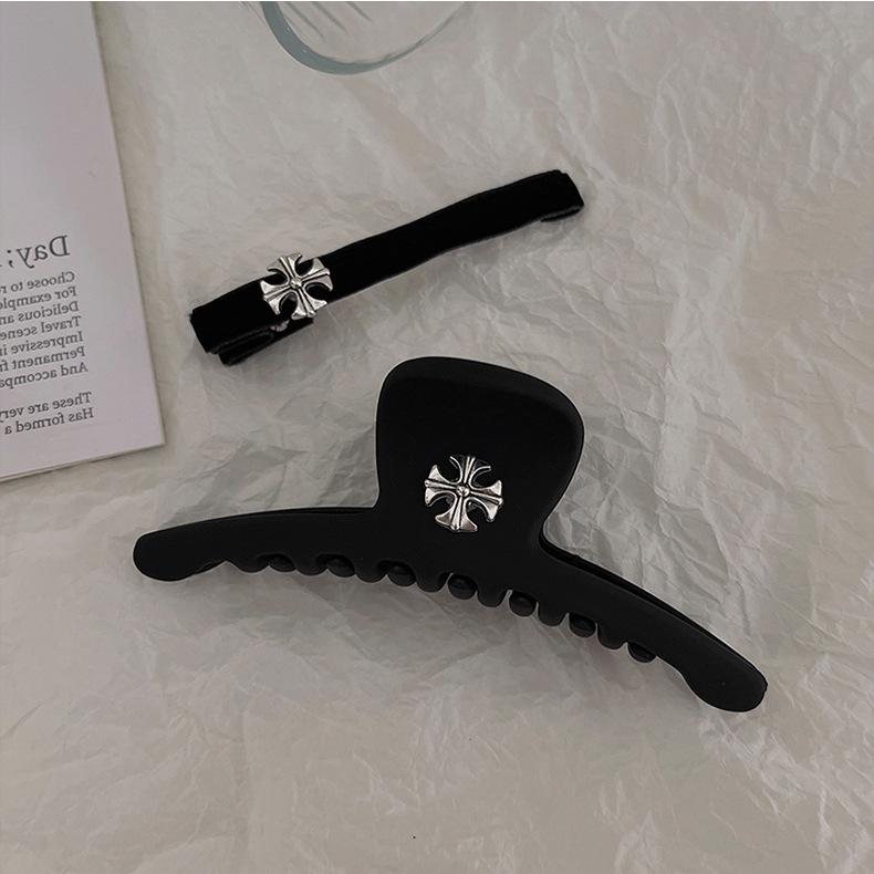 Модная черная заколка для волос с перекрестной челкой для крутых девушек