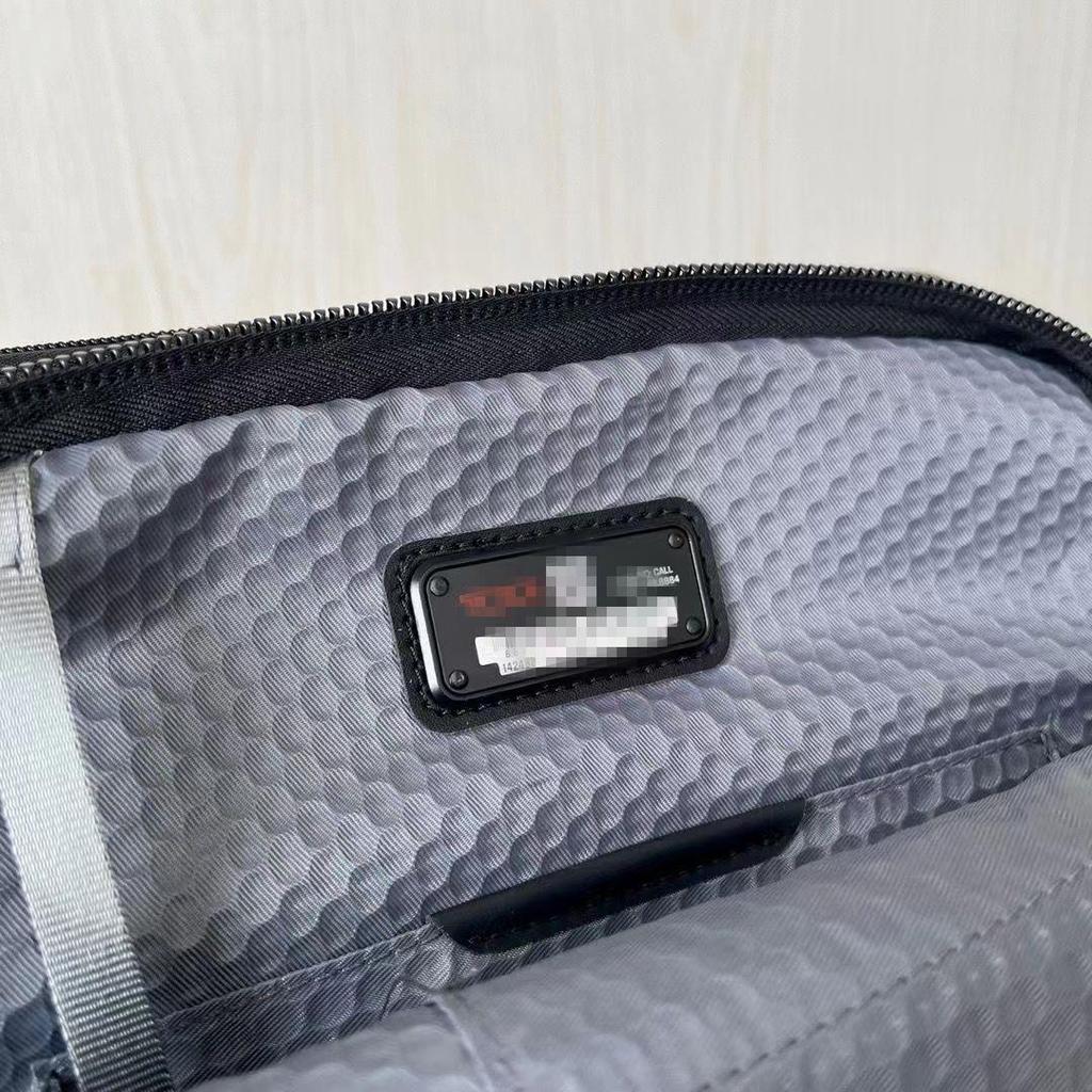 Мужская горизонтальная квадратная сумка-мессенджер из баллистического нейлона