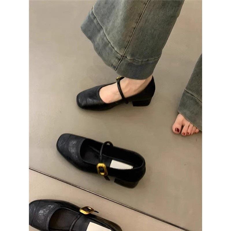 Сяосянфэн высокая мода слово с通勤 single shoes grandma shoes Doudou shoes ladyshoes thick heel