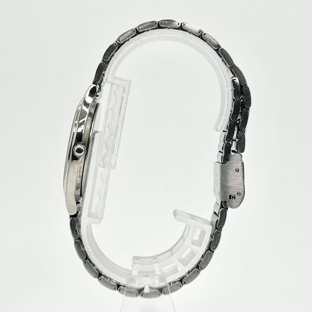 [USED] SEIKO V701-1P70 Vintage Quartz Watch