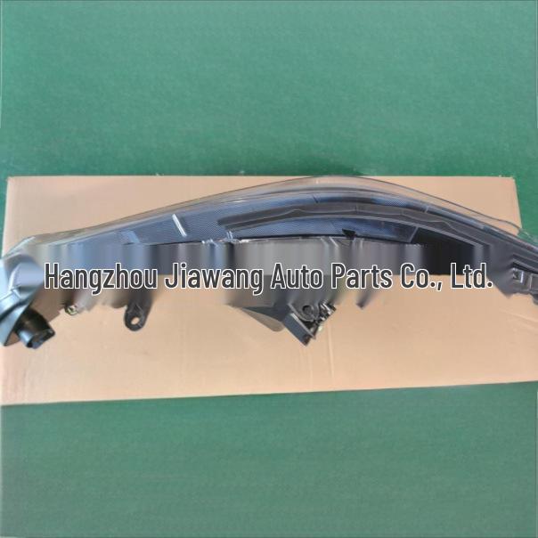 Toyota RAV4 2020 Передняя фара в сборе 81110-0R210 П 81150-0R210