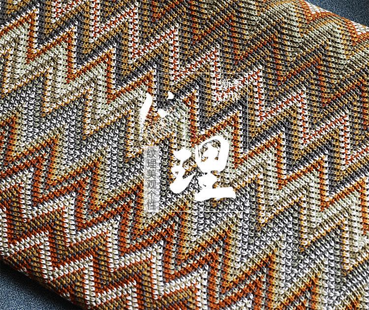 Вязаный диван в стиле бохо и летнее одеяло для сна