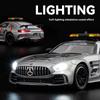 1:24-масштабная модель автомобиля безопасности AMG F1 Racing Safety Car из сплава с фарами, подходящая для любителей гонок, для коллекционирования подарков детям и мальчикам