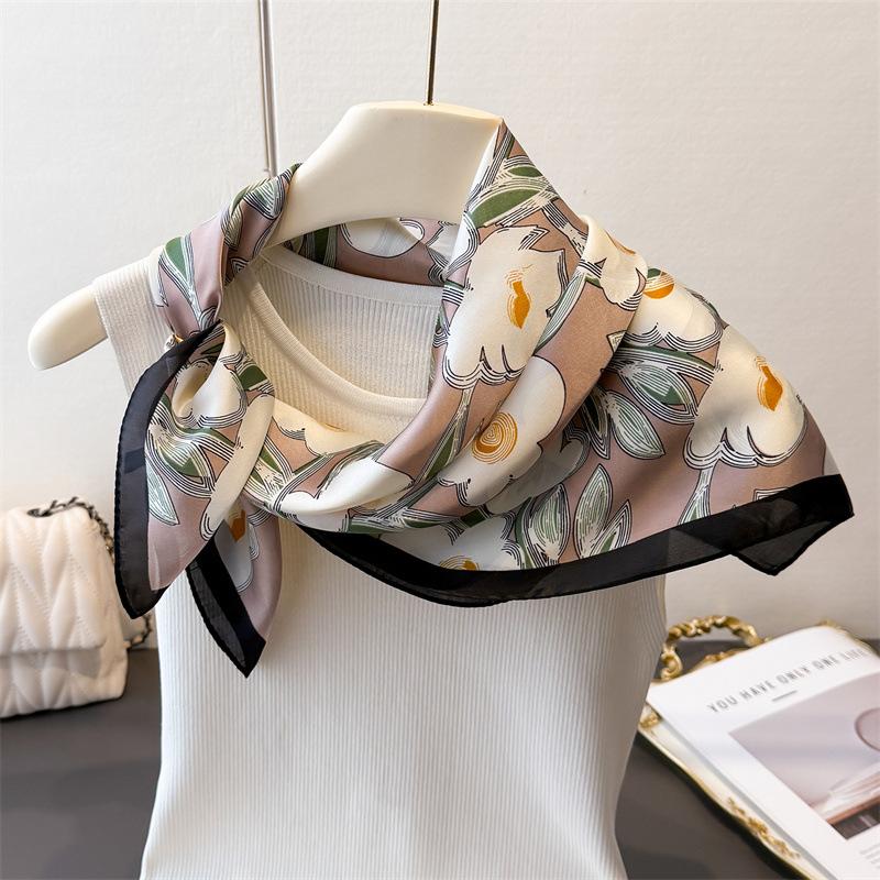Designer 70*70cm Luxury Square Scarves Women's Silk Scarf Bandana Neckerchief Neckties Hairbands Foulard Shawl Fashion