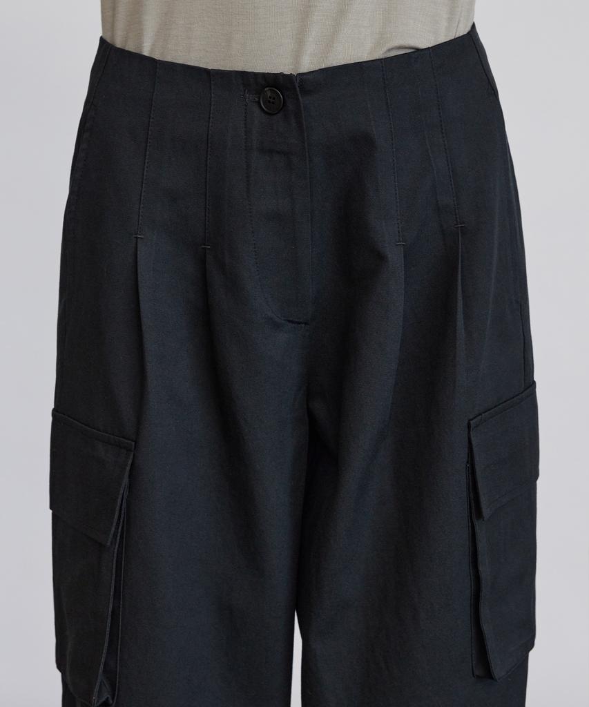 ITOV SEOUL Cotton Tuck Cargo Pants Ch