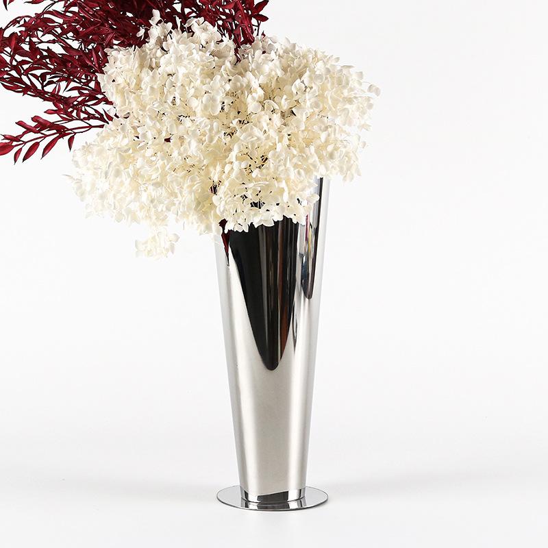 Легкие роскошные металлические вазы, украшения, искусство цветочной композиции в гостиной, креативные факелы, цветочные принадлежности, спальня и гостиная, мягкие украшения для гостевого дома