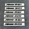 Совместимо с BMW X1, X3, X5, X6 xDrive 20i, 28i, 30i, 35i и 40i Боковые и задние шильдики