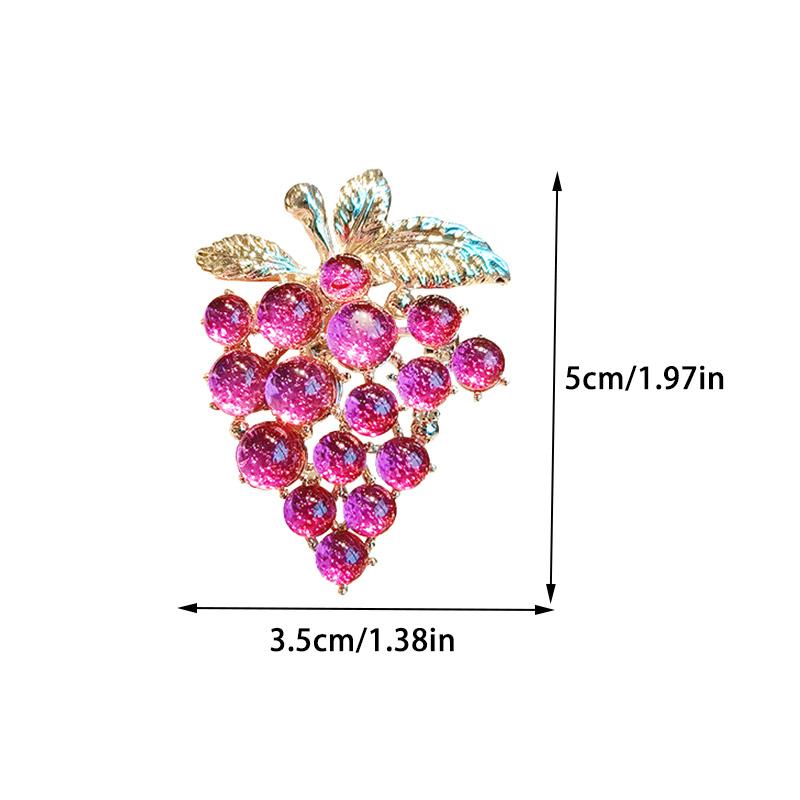 Light Luxury Grape Brooches For Women Girls Elegant Temperament Fruit Corsage Suit Pins Party Clothing Accessories Gifts