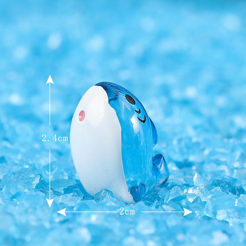 Cute And Playful Resin Shark Miniatures For Fairy Garden Or Aquarium Decorations