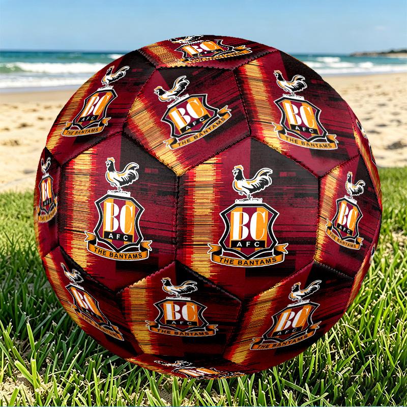 Футбольный мяч Bradford City AFC, размер 5. Износостойкий мяч из ПУ для матчевых тренировок и ежедневной практики. Подарок на день рождения для любителей футбола