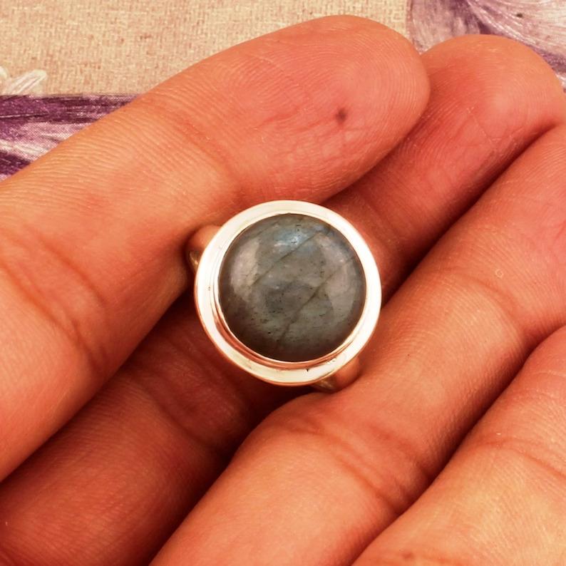 Labradorite Gemstone Ring Solid Stone 925 Sterling Silver White Fire Stone Ring for Womens Gift Idea Gemstone Jewelry 4.5 Gms Approx